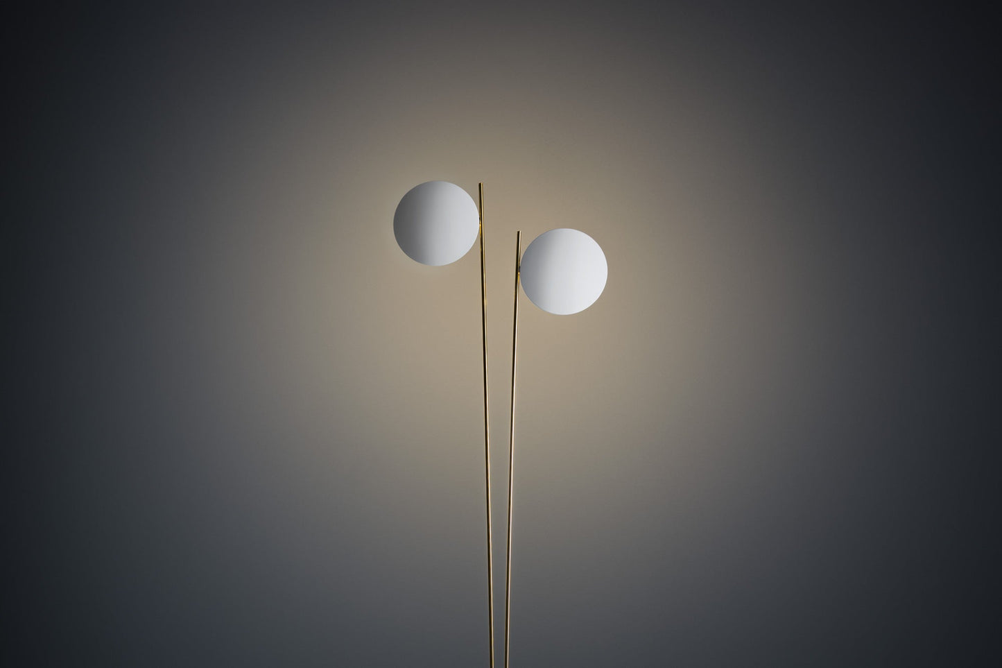 Lederam F2 - lampada da terra - Ceriani Luce